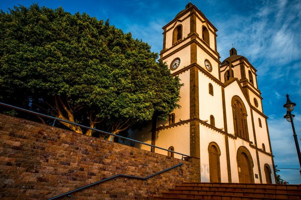 Quel modèle de Tefal Ingenio est le plus pratique pour une cuisine compacte ?